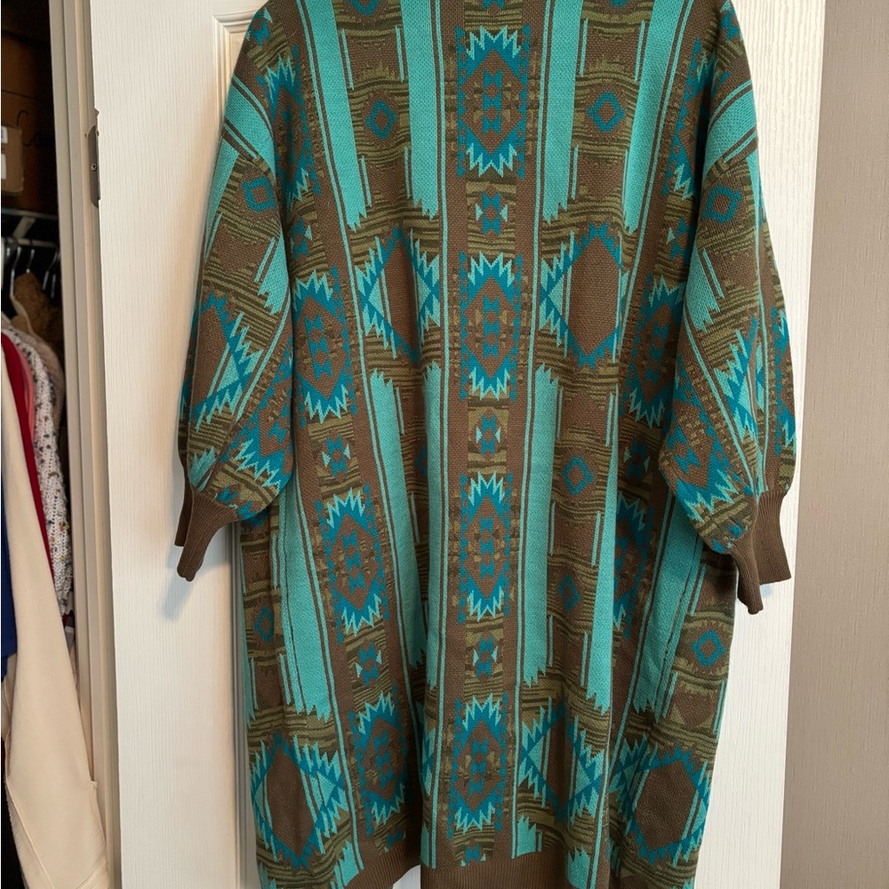 Aztec Cardigan - Picture 3 of 3